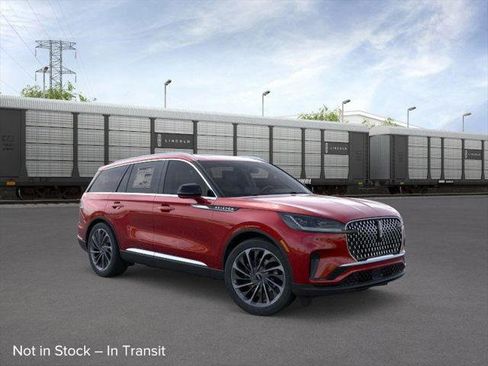 New 2026 Lincoln Aviator Reserve image 7