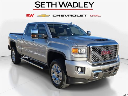 Used 2017 GMC Sierra 2500 Denali w/ Duramax Plus Package image 1