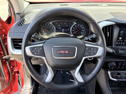 Used 2022 GMC Terrain SLE w/ Driver Convenience Package AWD/4WD image 23