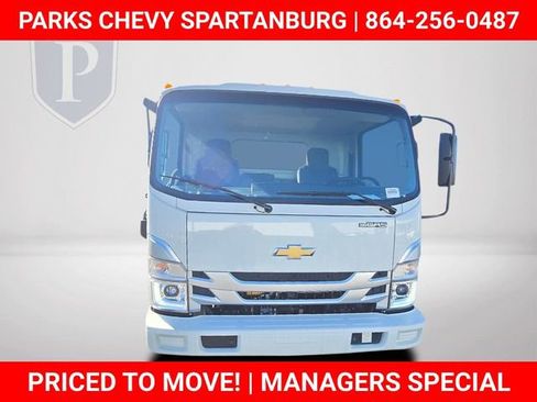 New 2025 Chevrolet Low Cab Forward image 12
