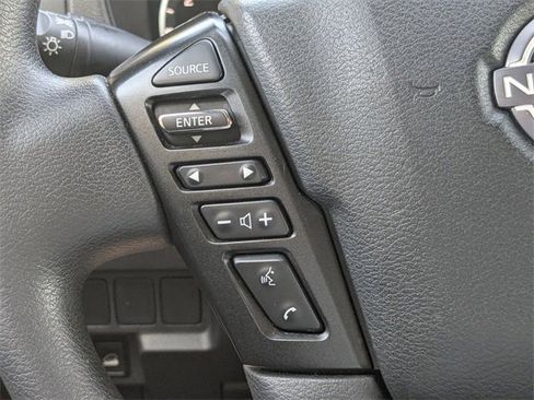 Used 2023 Nissan Frontier SV image 26