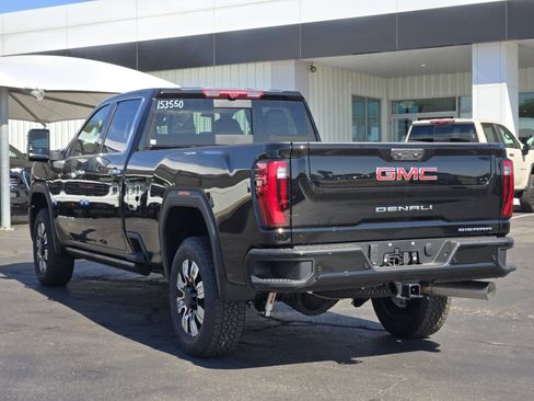 New 2025 GMC Sierra 3500 Denali w/ Denali Reserve Package image 3