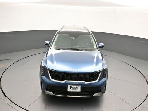 Certified 2025 Kia Sorento EX image 37