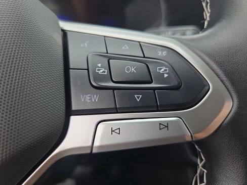 Certified 2024 Volkswagen Taos SE AWD/4WD image 21