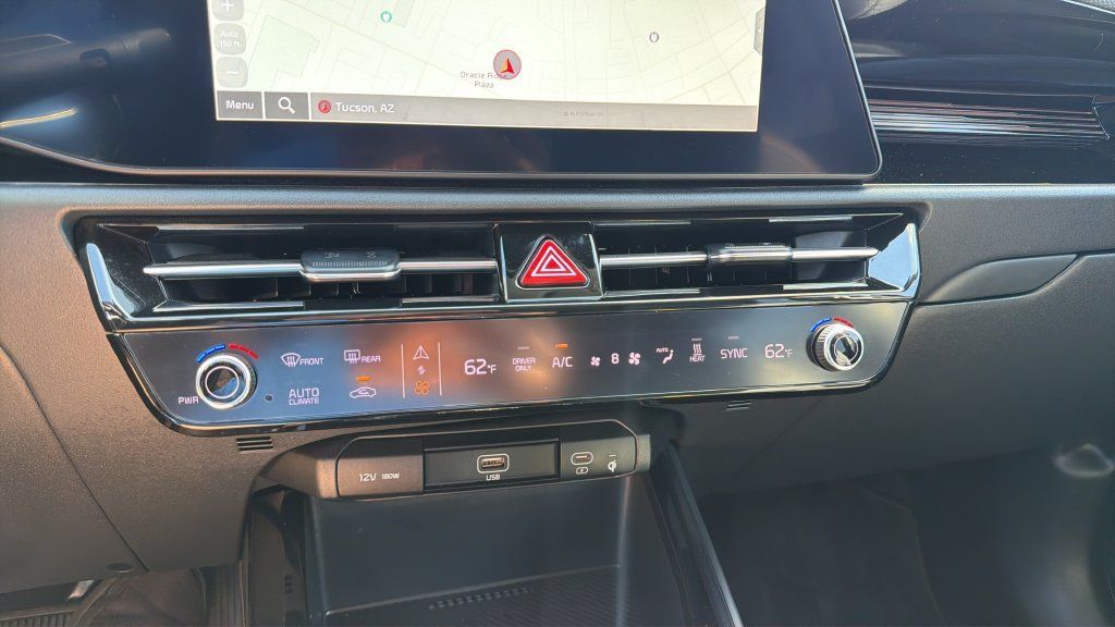 Used 2023 Kia Niro Wind FWD image 24