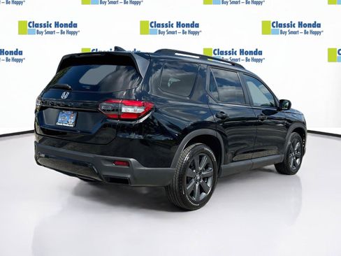 Certified 2026 Honda Pilot Sport image 8