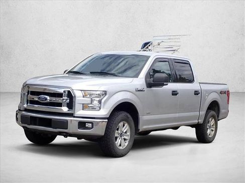 Used 2015 Ford F150 XLT w/ Equipment Group 301A Mid AWD/4WD image 11