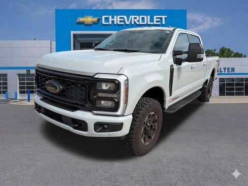 Used 2025 Ford F250 Lariat w/ Lariat Ultimate Package image 31