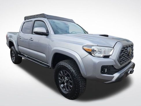 Used 2020 Toyota Tacoma SR5 w/ Technology Package AWD/4WD image 7