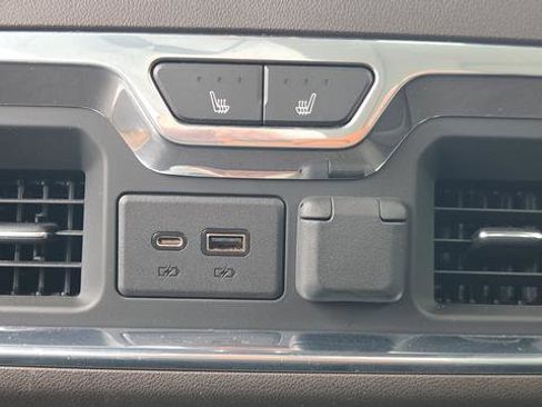 Used 2021 GMC Sierra 1500 SLT w/ SLT Premium Plus Package image 28