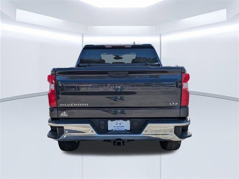 Used 2024 Chevrolet Silverado 1500 LTZ image 5