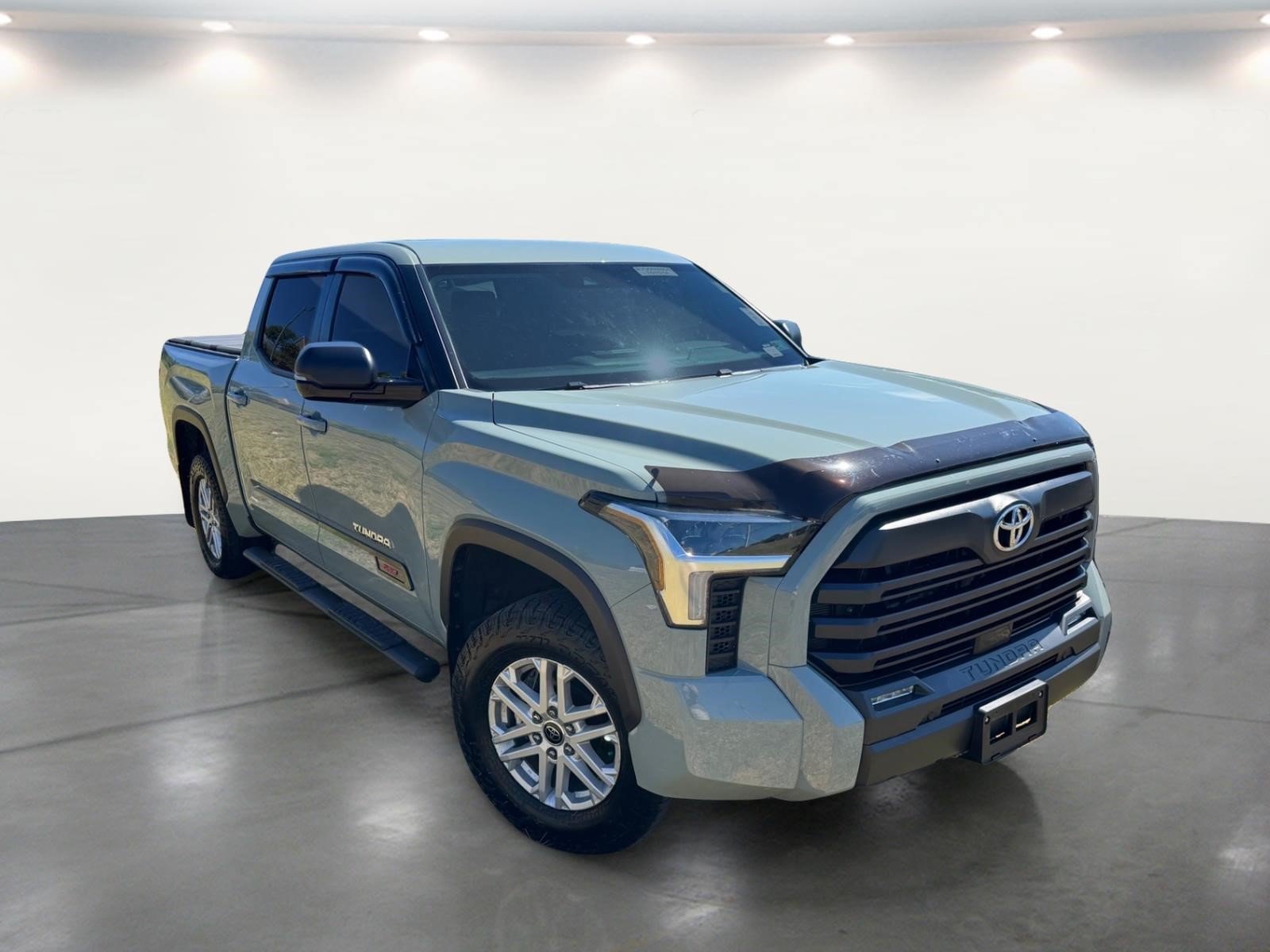 Used 2024 Toyota Tundra SR5 w/ SR5 Premium Package AWD/4WD image 9