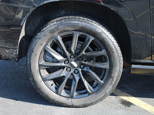 Used 2021 Cadillac Escalade ESV Sport Platinum w/ LPO, ONYX Package AWD/4WD image 7
