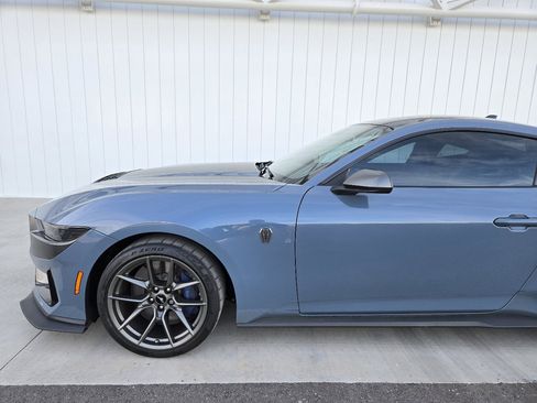 Used 2025 Ford Mustang Dark Horse w/ Dark Horse Handlin Package image 29