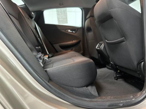 Used 2024 Chevrolet Malibu LT FWD image 20