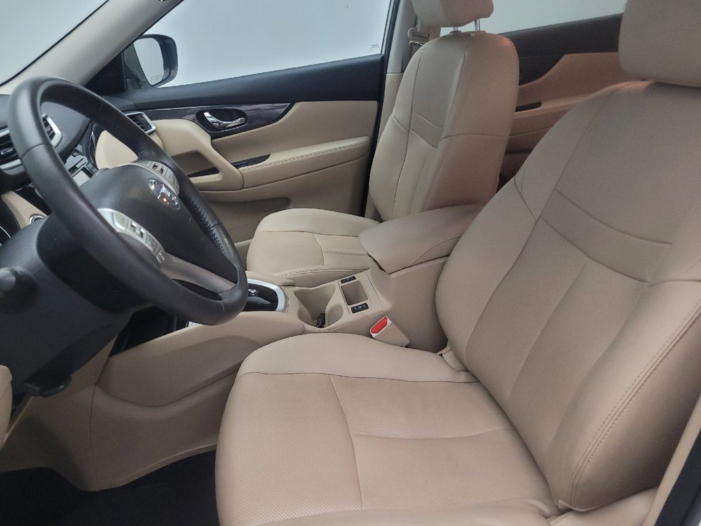 Used 2016 Nissan Rogue SL w/ SL Premium Package FWD image 17