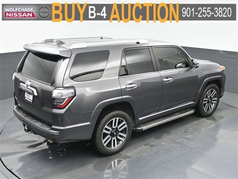 Used 2018 Toyota 4Runner SR5 image 34