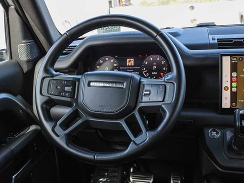 Used 2023 Land Rover Defender 110 X AWD/4WD image 15