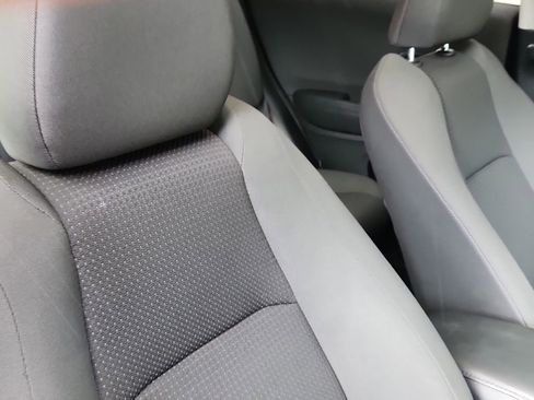 Used 2021 Honda HR-V EX image 17