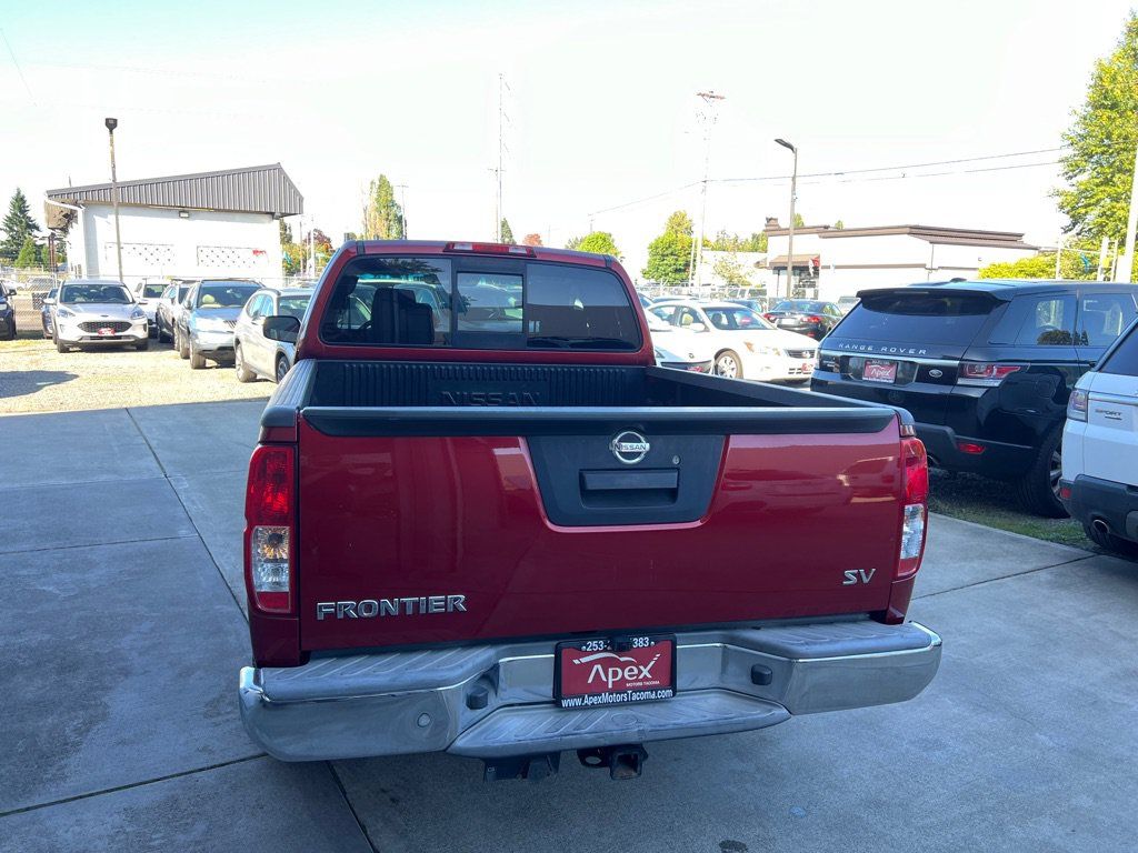 Used 2014 Nissan Frontier SV RWD image 6