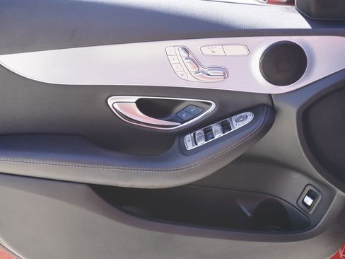 Used 2020 Mercedes-Benz C 300 Sedan image 24