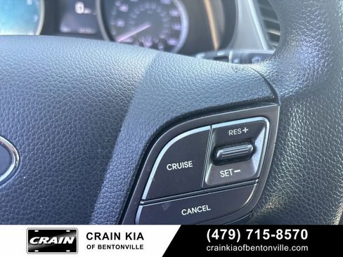 Used 2018 Hyundai Santa Fe SE w/ Cargo Package FWD image 28