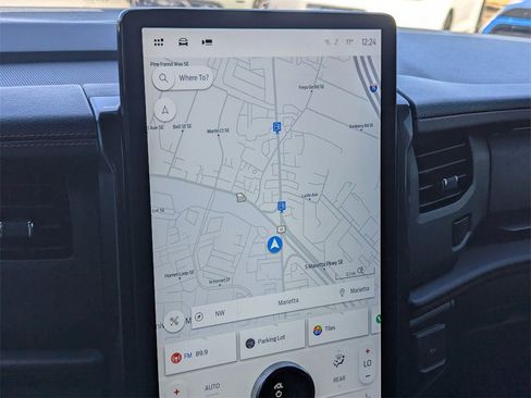 Used 2022 Ford Expedition Max Limited image 17