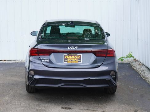 Used 2024 Kia Forte LXS w/ LXS Technology Package FWD image 5