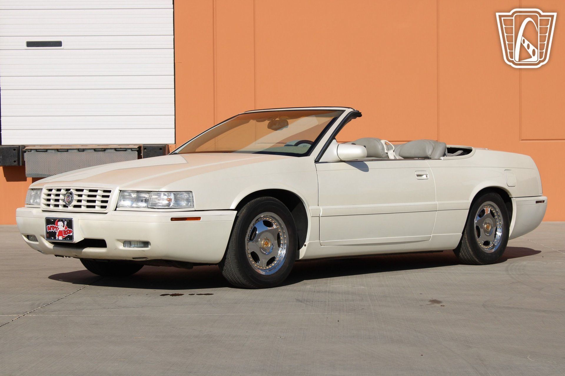 Used 2002 Cadillac Eldorado Touring w/ Preffered Equipment Group FWD image 23
