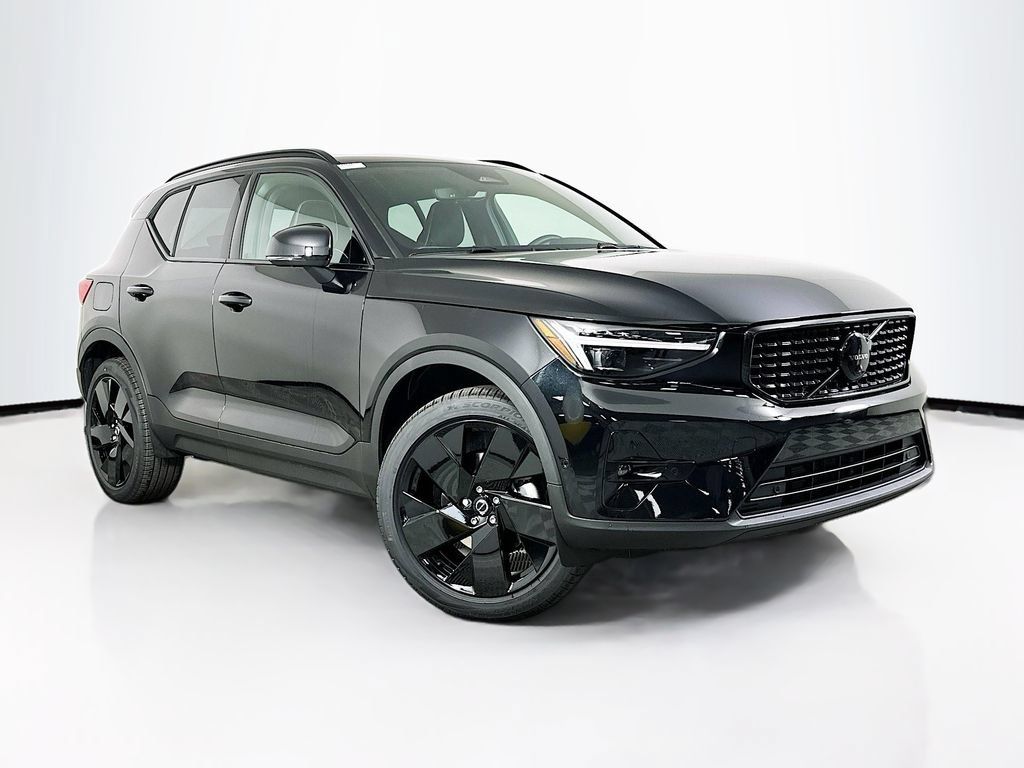 Used 2026 Volvo XC40 B5 Ultra w/ Protection Package Premier AWD/4WD image 2