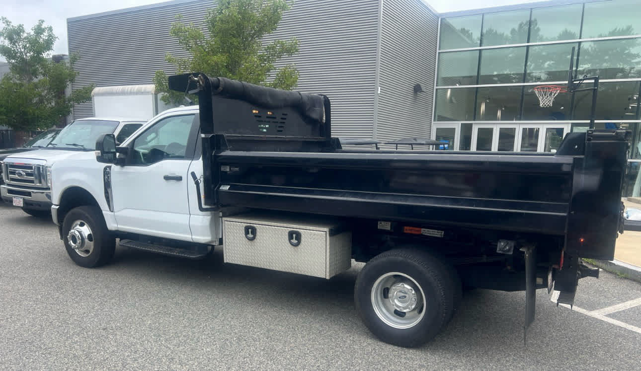 Used 2024 Ford F350 XL w/ Snow Plow Prep Package AWD/4WD image 2