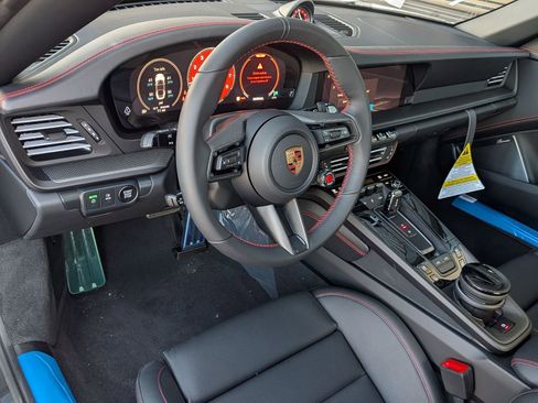 New 2026 Porsche 911 Targa 4 GTS image 4