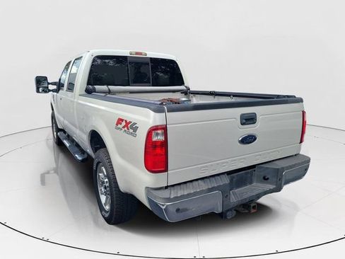 Used 2010 Ford F250 Lariat AWD/4WD image 5