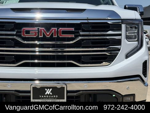 New 2026 GMC Sierra 1500 SLT AWD/4WD image 8