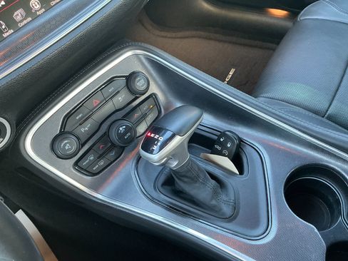 Used 2016 Dodge Challenger SXT Plus image 14