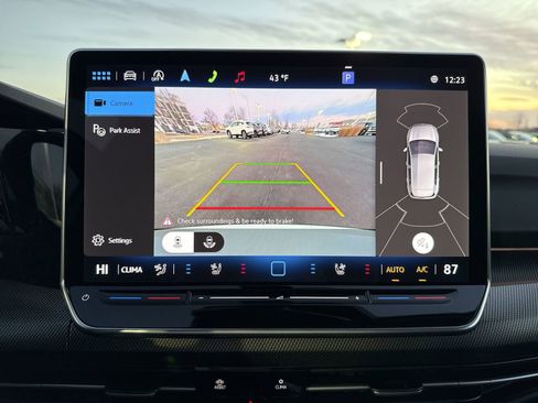 New 2026 Volkswagen Golf image 18