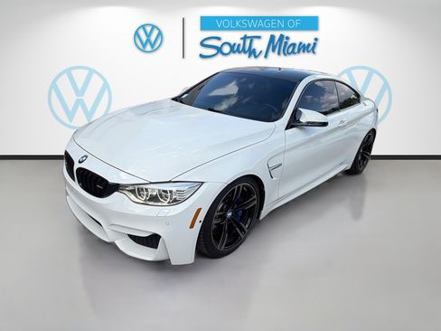 Used 2015 BMW M4 Coupe RWD image 3