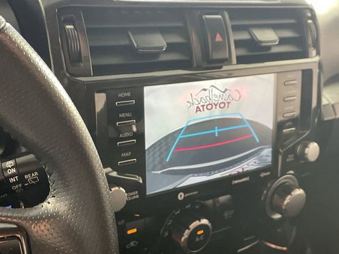 Used 2022 Toyota 4Runner TRD Off-Road Premium w/ Moonroof Package AWD/4WD image 16