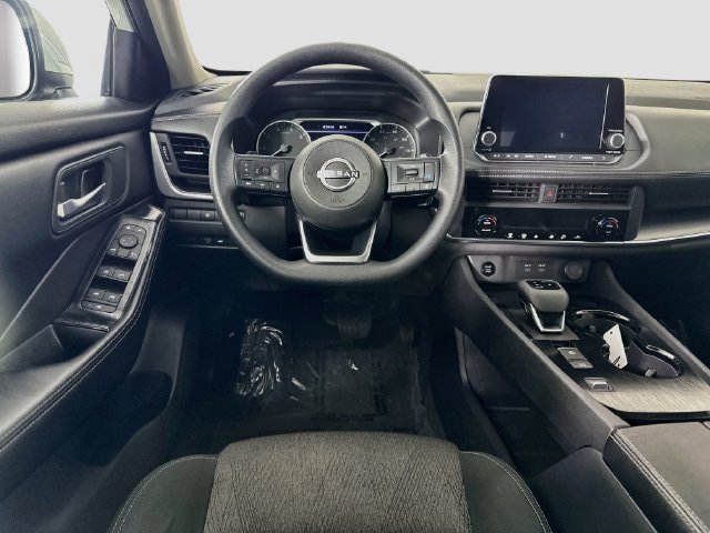 Used 2024 Nissan Rogue SV FWD image 20