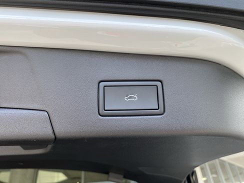 Certified 2021 Volkswagen ID.4 1st Edition RWD image 16