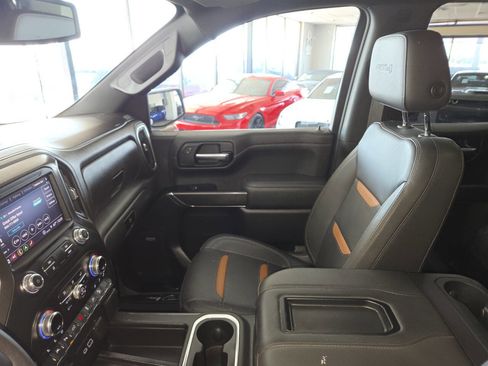 Used 2022 GMC Sierra 1500 AT4 w/ AT4 Premium Package AWD/4WD image 19