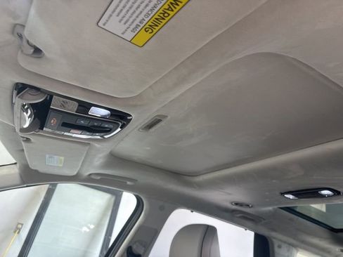 Used 2023 Hyundai Palisade Calligraphy image 17