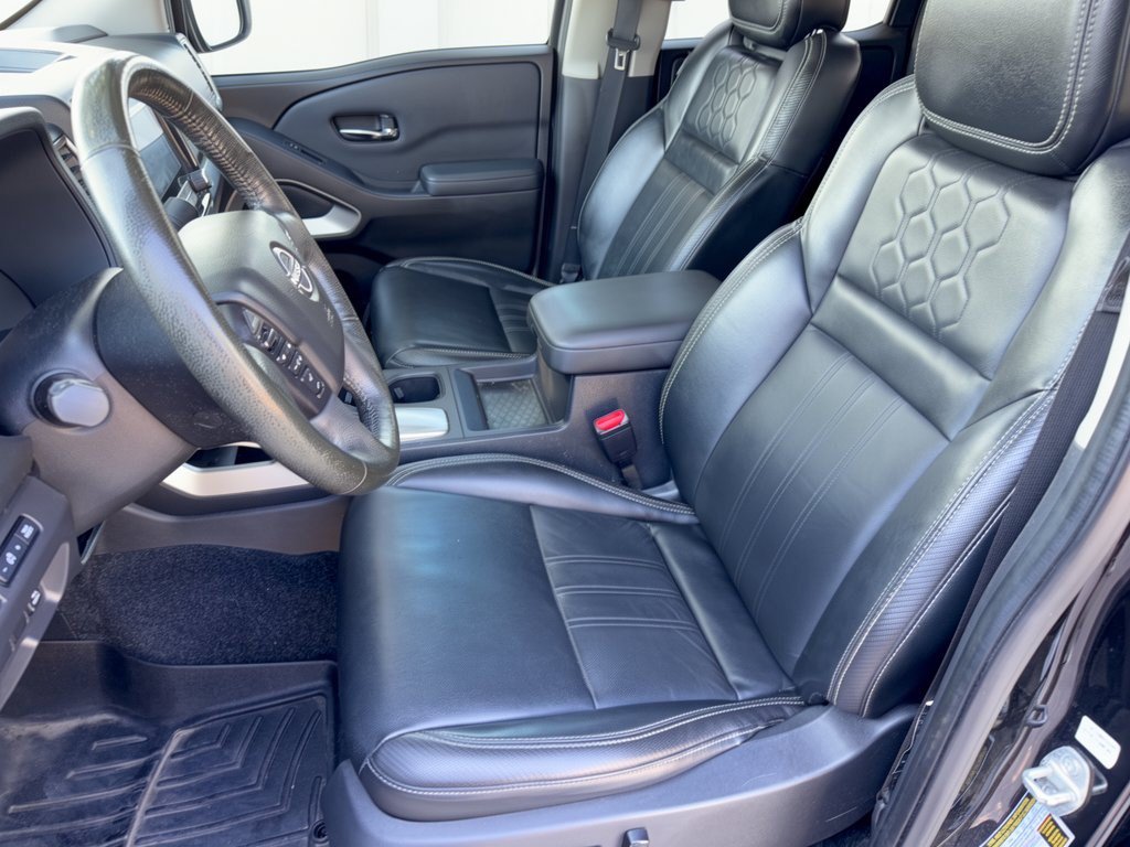 Used 2022 Nissan Frontier SV w/ SV Premium Package AWD/4WD image 5