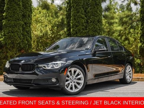 Used 2018 BMW 320i xDrive Sedan AWD/4WD image 1