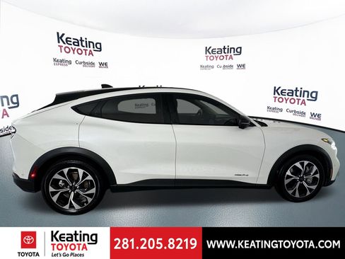 Used 2024 Ford Mustang Mach-E Select w/ Comfort Package Lite image 3