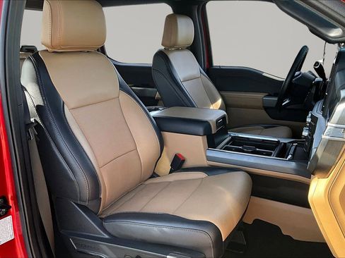 Used 2024 Ford F250 Lariat w/ Tremor Off-Road Package image 30