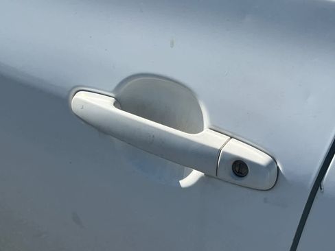 Used 2010 Toyota Corolla LE FWD image 7