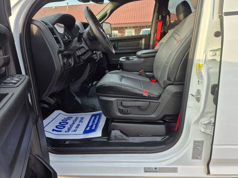 Used 2024 RAM 3500 Tradesman w/ Safety Group image 18