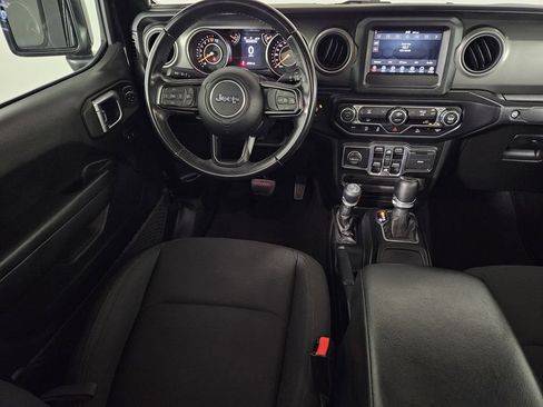 Used 2022 Jeep Gladiator Sport AWD/4WD image 8