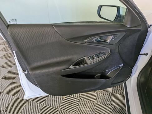 Used 2024 Chevrolet Malibu LT FWD image 15